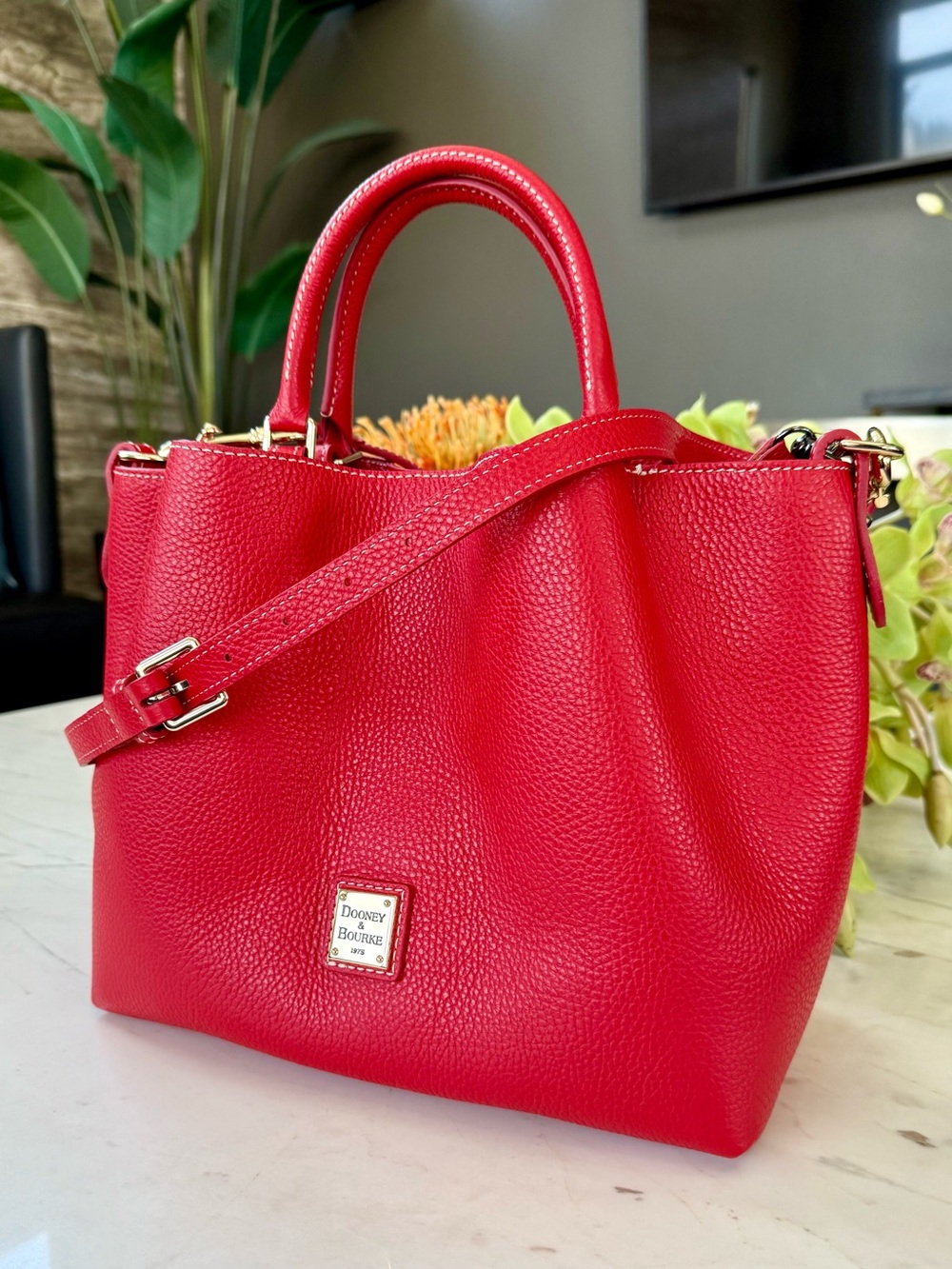New Dooney & Bourke Lucca Leather Barlow Shoulder Bag Red - Picture 3 of 16